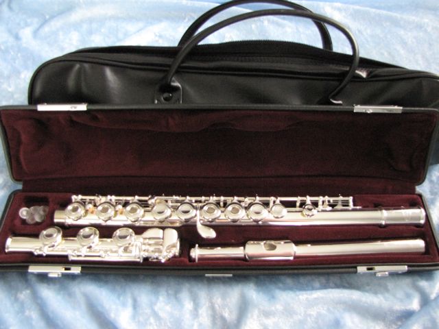 Vito Open Hole Flute with B foot  Made in Japan